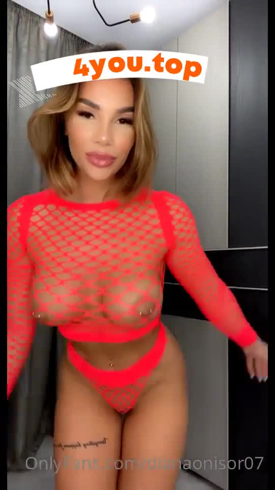 Model Diana Love To Show Off Lustful Body  – Big BOOBS – Nice Pussy