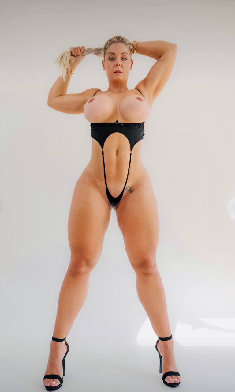 Missmiafit Onlyfans leak – Shaking Big Ass