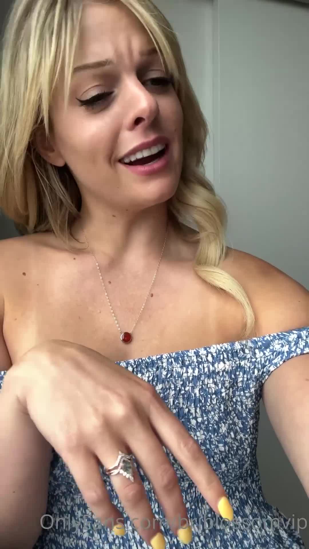 Bri Blossom onlyfans leak – Gorgeous tits playing Herself