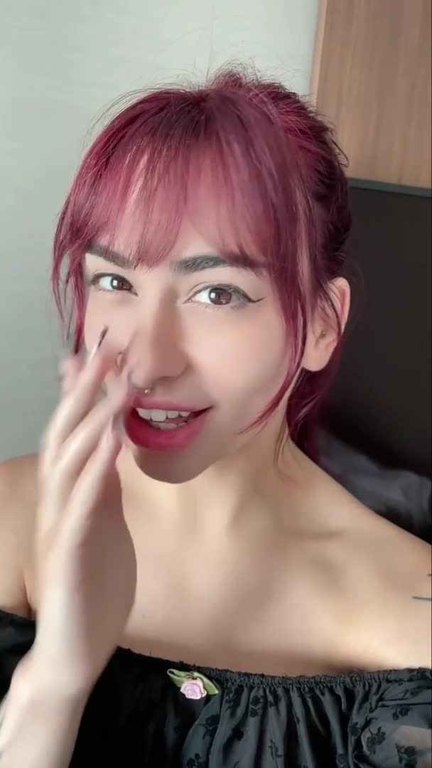 Thesabrinabanks onlyfans leaked – Oiled Up tease so lewd