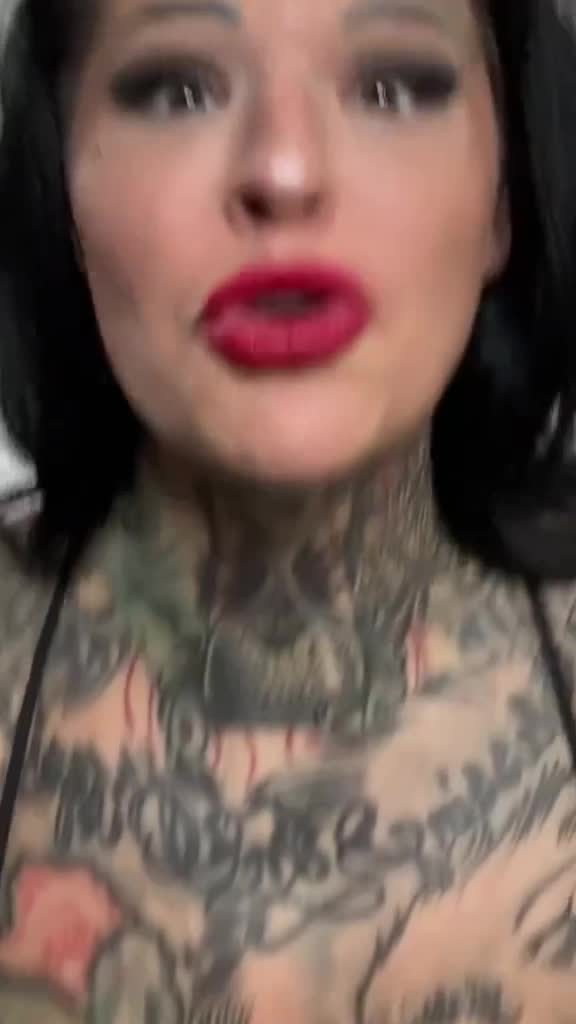 Heidi Lavon onlyfans leaked – Perfect body in micro bikini