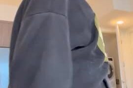 Lina Belfiore onlyfans leaked – Hoodie striptease so lewd
