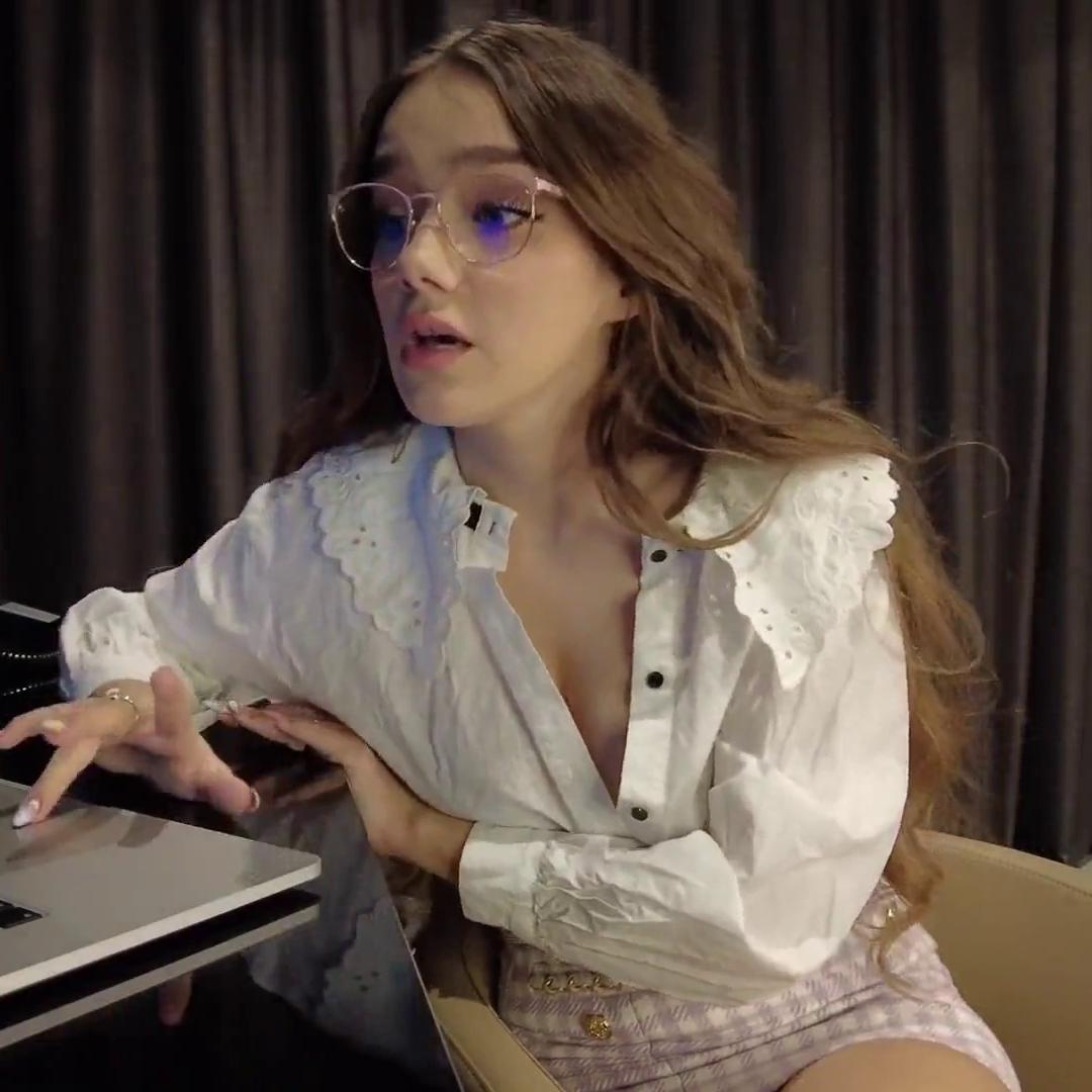 Seltin_Sweety Nude Secretary Dildo Fuck Video Leaked