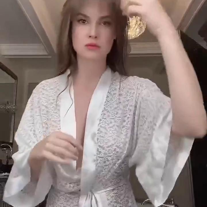 Amanda Cerny Nipple Butthole Slip Show Video Leaked